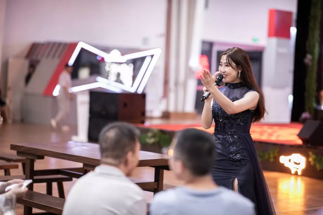 報(bào)告:我想去百威中國那個(gè)啤酒展覽館打卡品美酒佳肴|國潮范這么閃 - 第26張 - 會展活動策劃CCASY.COM 報(bào)告:我想去百威中國那個(gè)啤酒展覽館打卡品美酒佳肴|國潮范這么閃 - 第26張