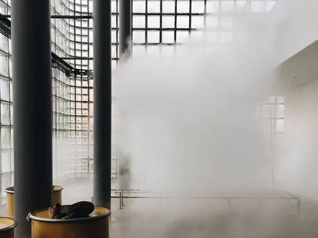 銀座的藝術(shù)畫(huà)廊上演的這些會(huì)展活動(dòng)真的極具特色 - 第21張 - 會(huì)展活動(dòng)策劃CCASY.COM 銀座的藝術(shù)畫(huà)廊上演的這些會(huì)展活動(dòng)真的極具特色 - 第21張