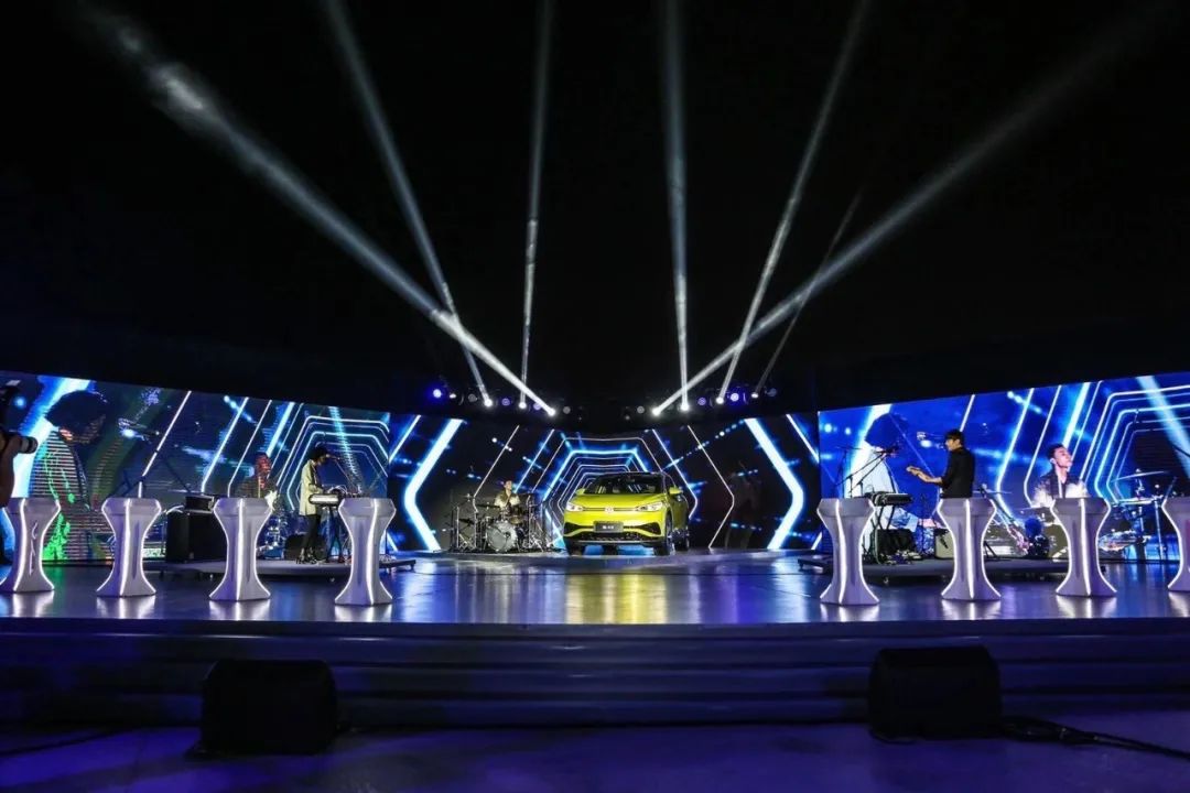 上汽大眾三城同步的新車亮相活動策劃視覺沖擊力太震撼了 - 第21張 - 會展活動策劃CCASY.COM 上汽大眾三城同步的新車亮相活動策劃視覺沖擊力太震撼了 - 第21張