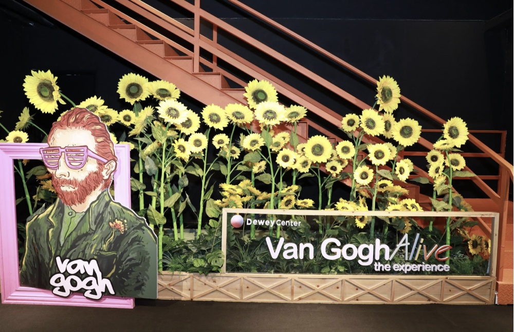 「梵高再現(xiàn)Van Gogh Alive」沉浸式展覽活動策劃太治愈和感動了