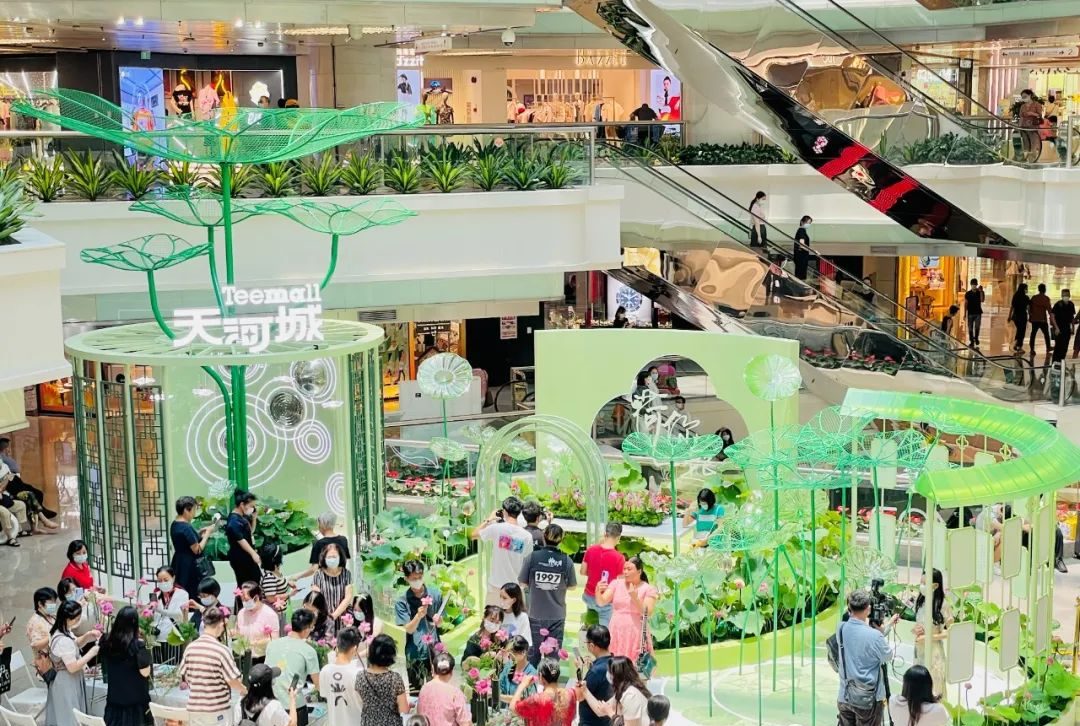 廣州天河城26周年全真荷花主題展覽活動策劃打造了一片新奇的消暑之地 - 第2張 - 會展活動策劃CCASY.COM 廣州天河城26周年全真荷花主題展覽活動策劃打造了一片新奇的消暑之地 - 第2張
